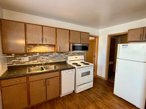 1 Bed 1 Bath Upper in Stevens Point