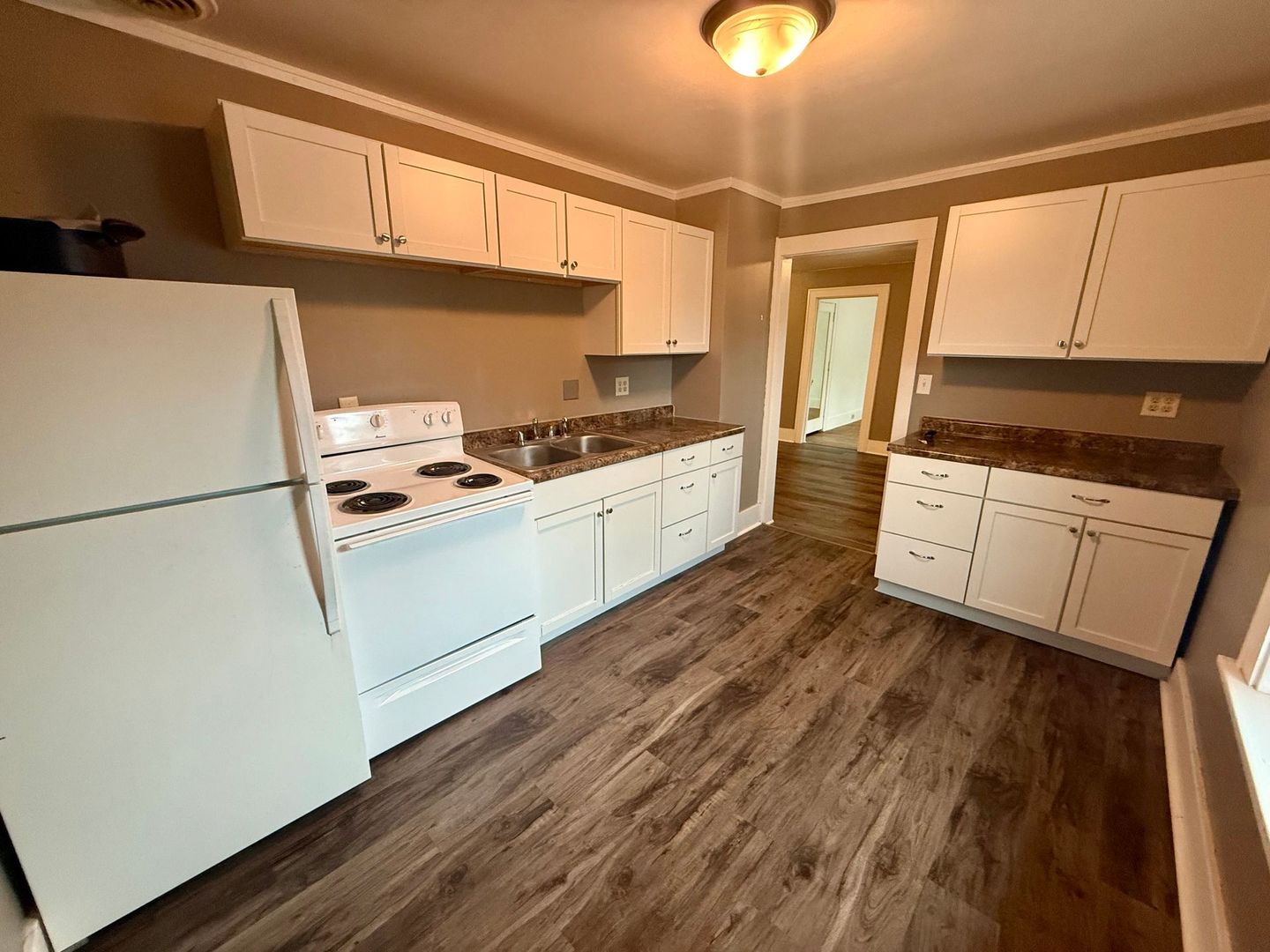 Wausau Apartment: 214 Maple St