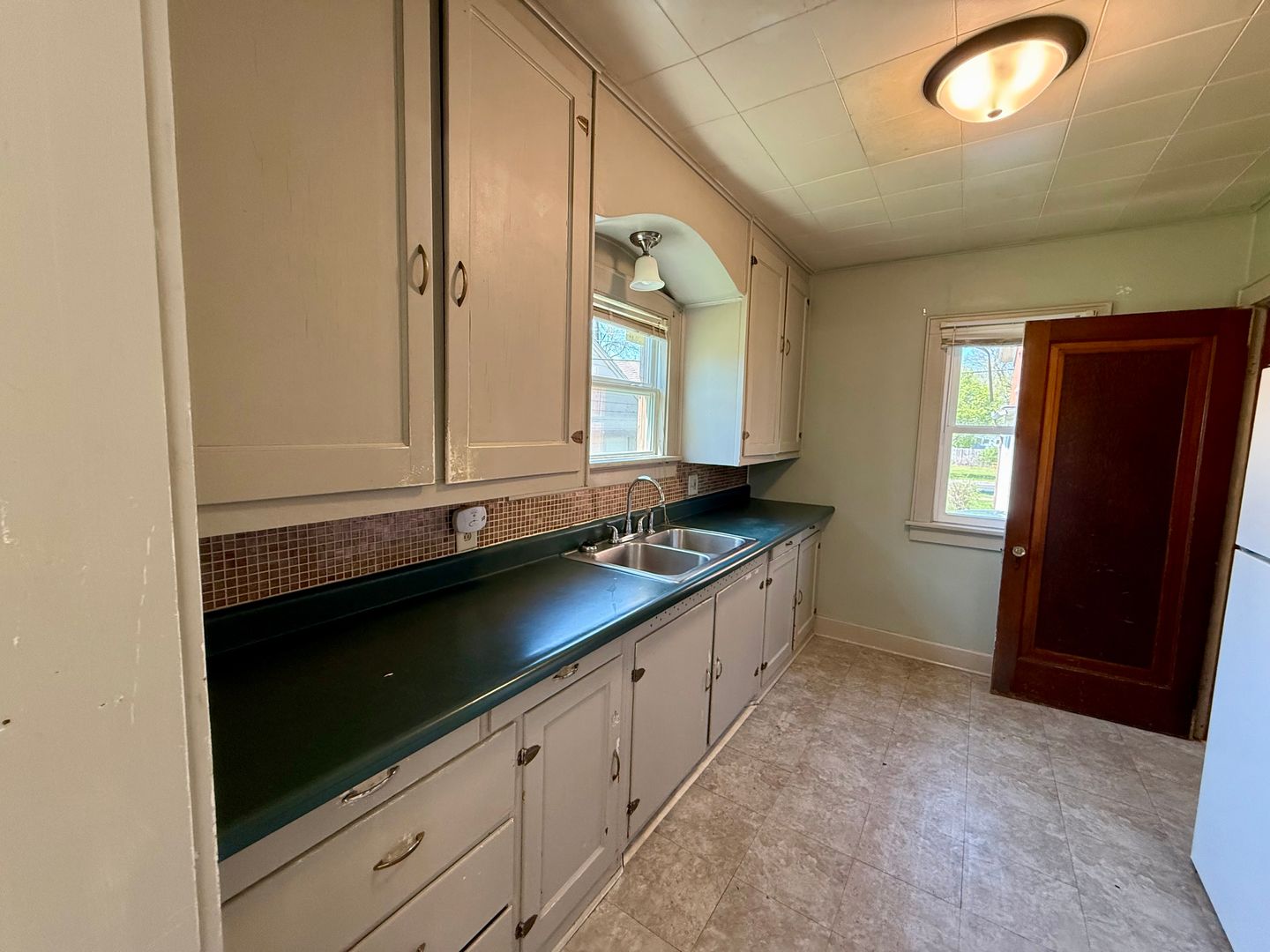 Wausau House: 326 N 1st Ave