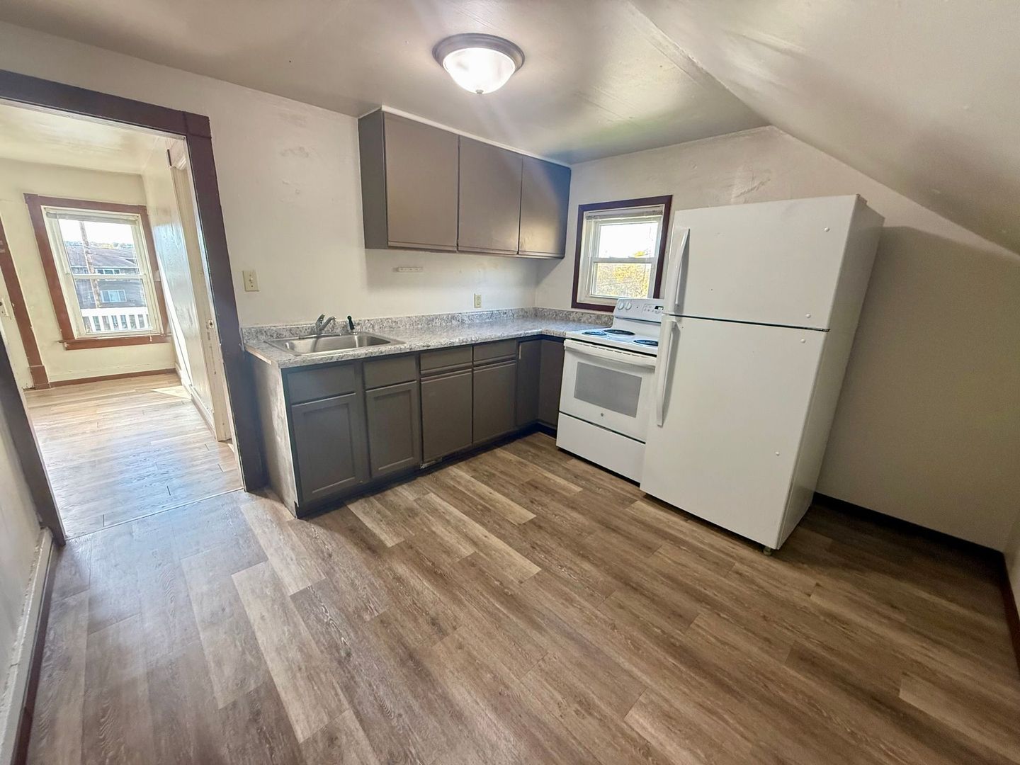 Wausau Apartment: 1305 Merrill Ave