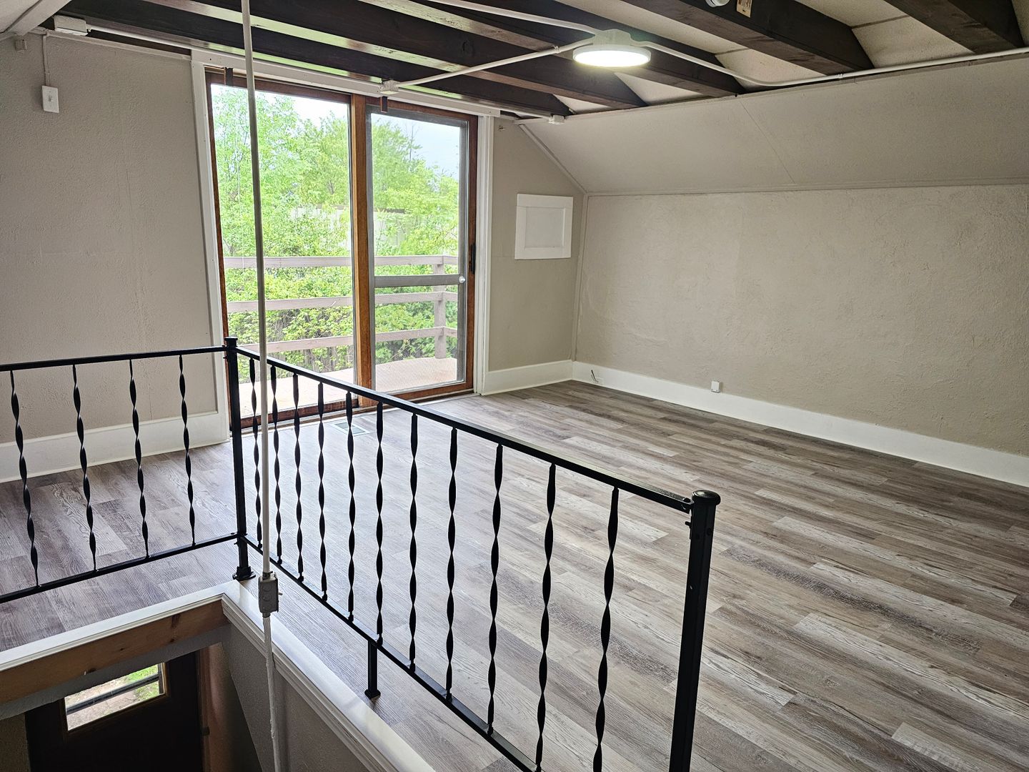 Wisconsin Rapids Apartment: 70 Love St