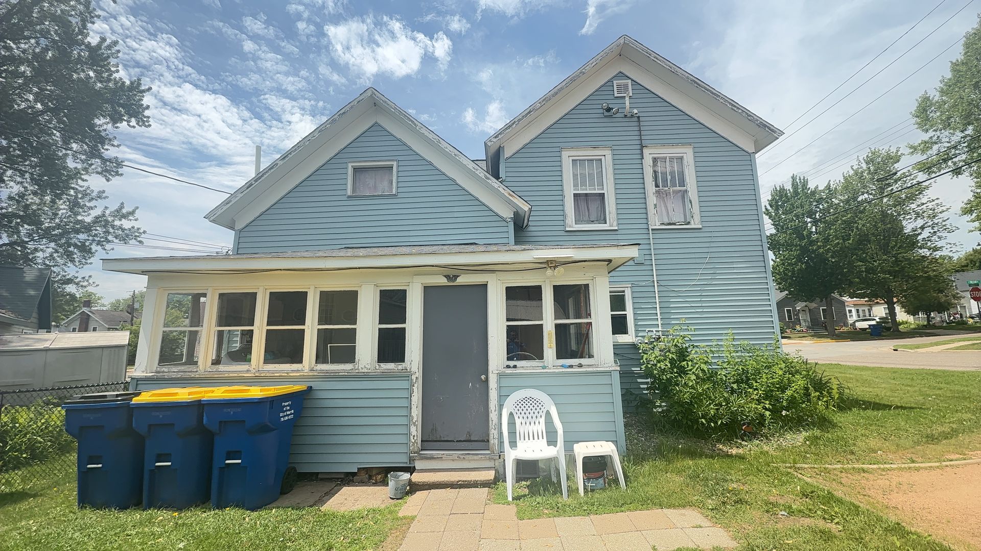 Merrill Apartment: 305 Liberty St