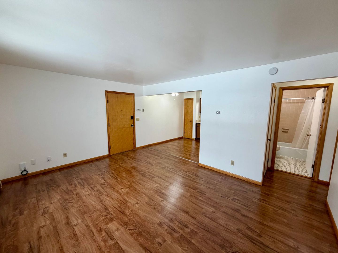 Stevens Point Apartment: 1120 Sunset Blvd