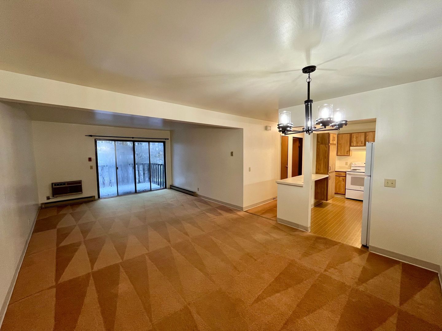 Marshfield Apartment: 1703 Sawyer Dr