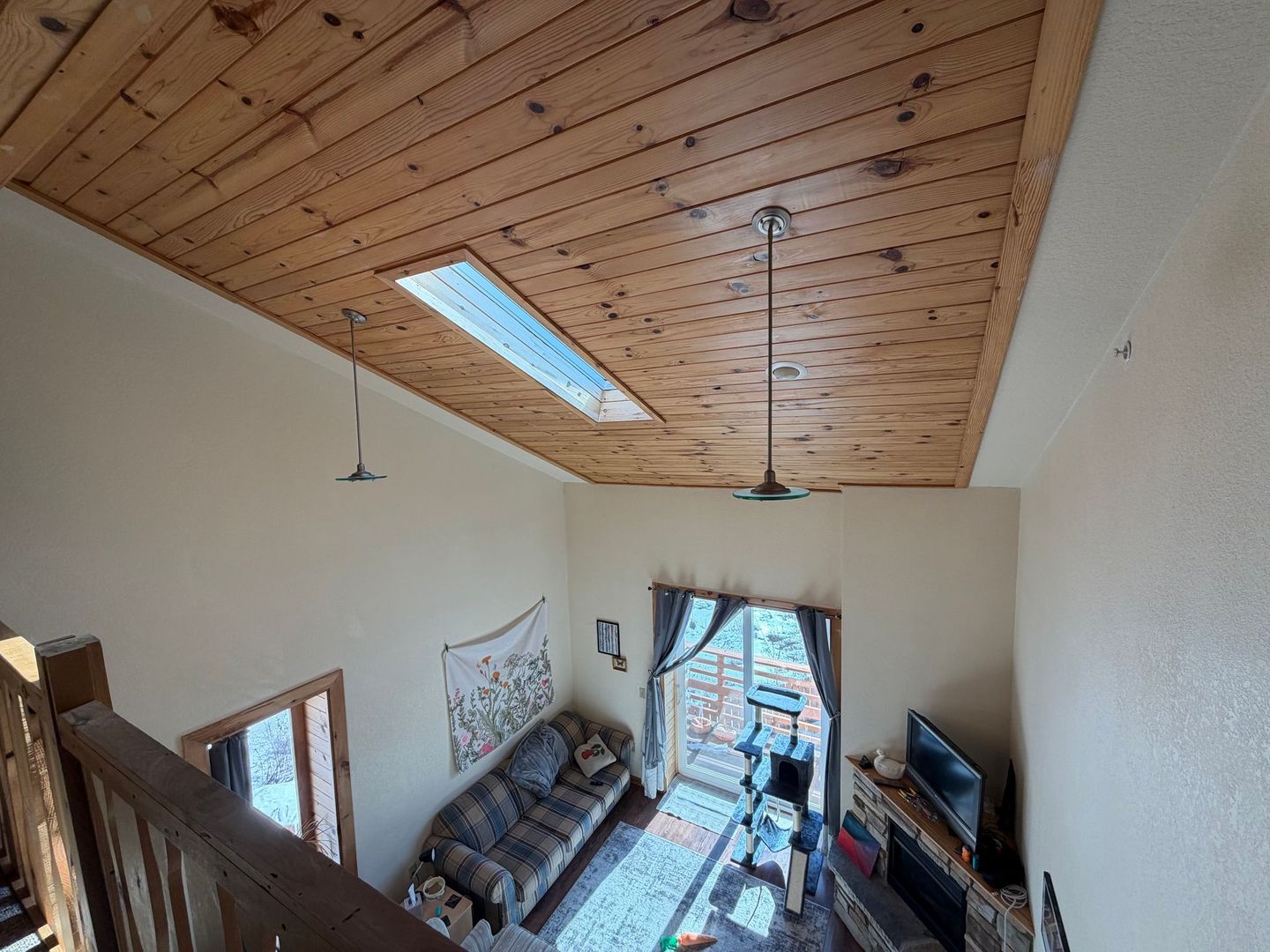 Rhinelander Apartment: 436 Thayer St