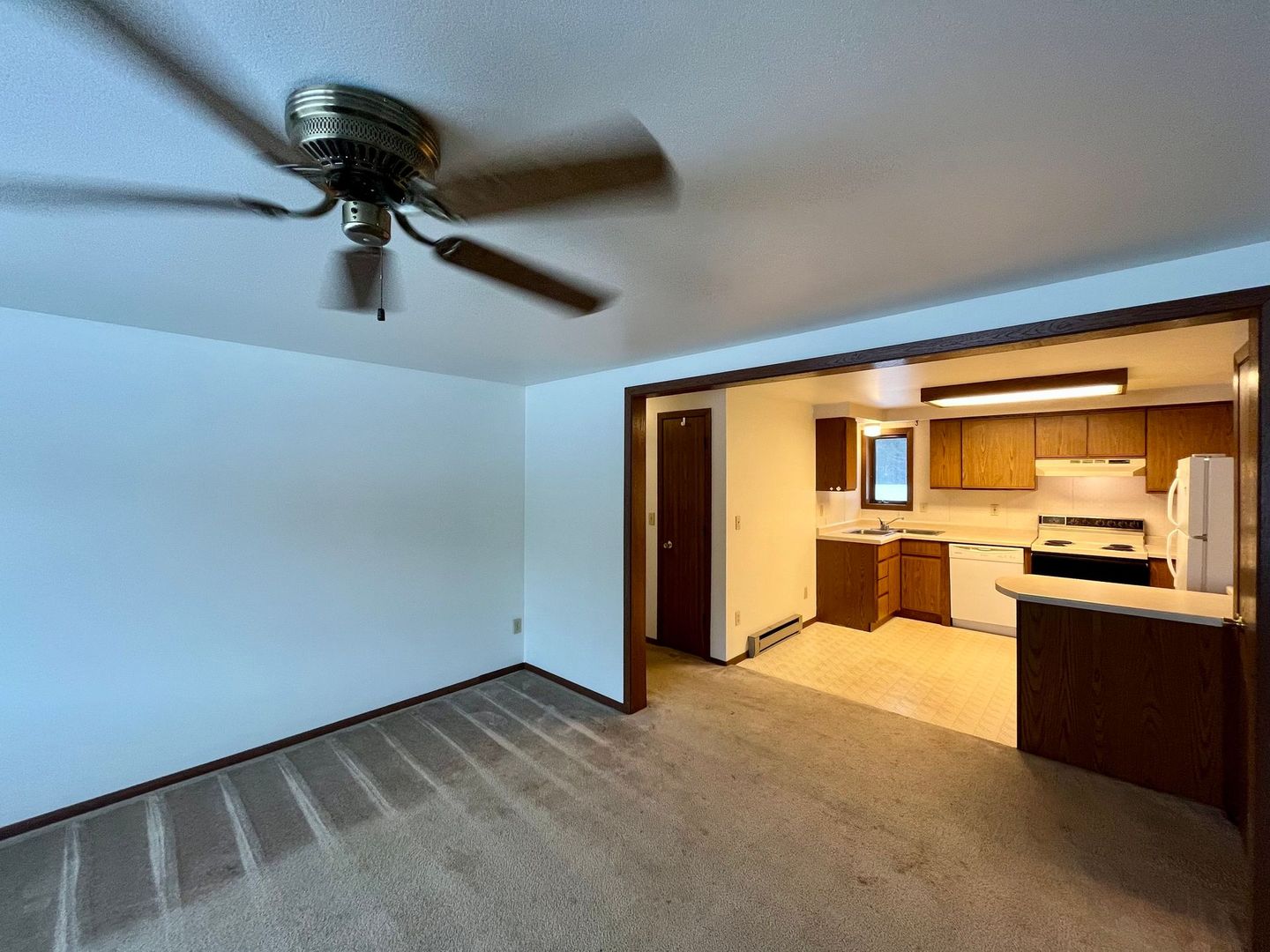 Rhinelander Apartment: 180 W Hill Rd