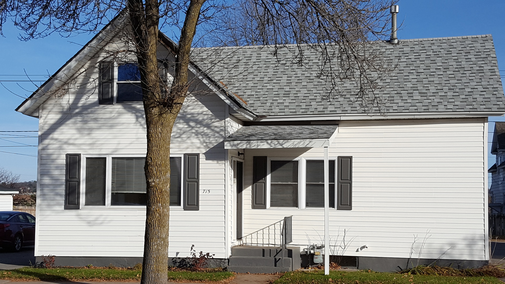 Wausau House: 715 S 3rd Ave