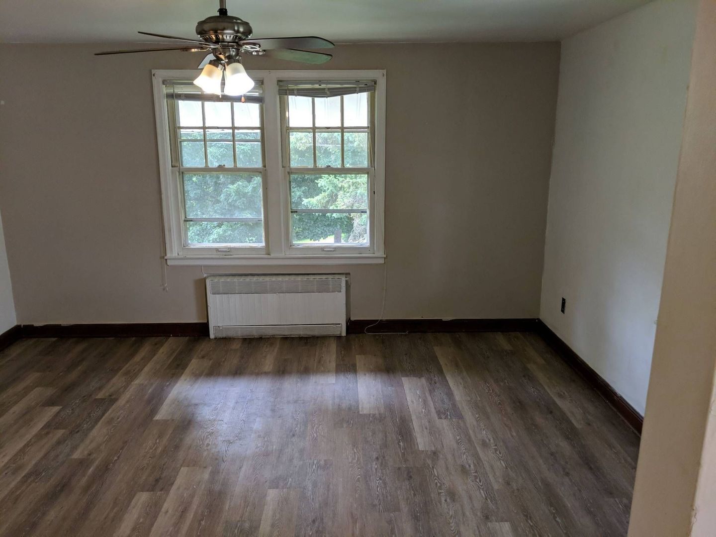 Merrill Apartment: 110 S State St