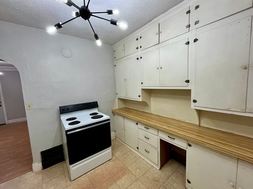 1 Bed 1 Bath Lower in Wausau