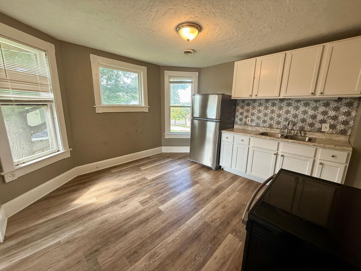 Antigo Apartment: 710 Lincoln Street