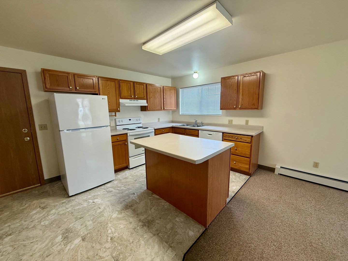 Plover Apartment: 3126 Wilson Avenue