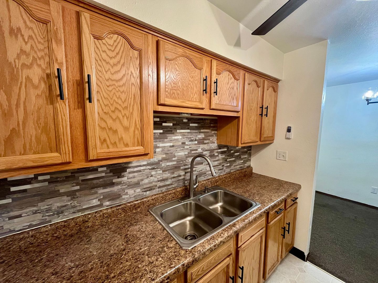 Tomahawk Apartment: 1011 Timm St