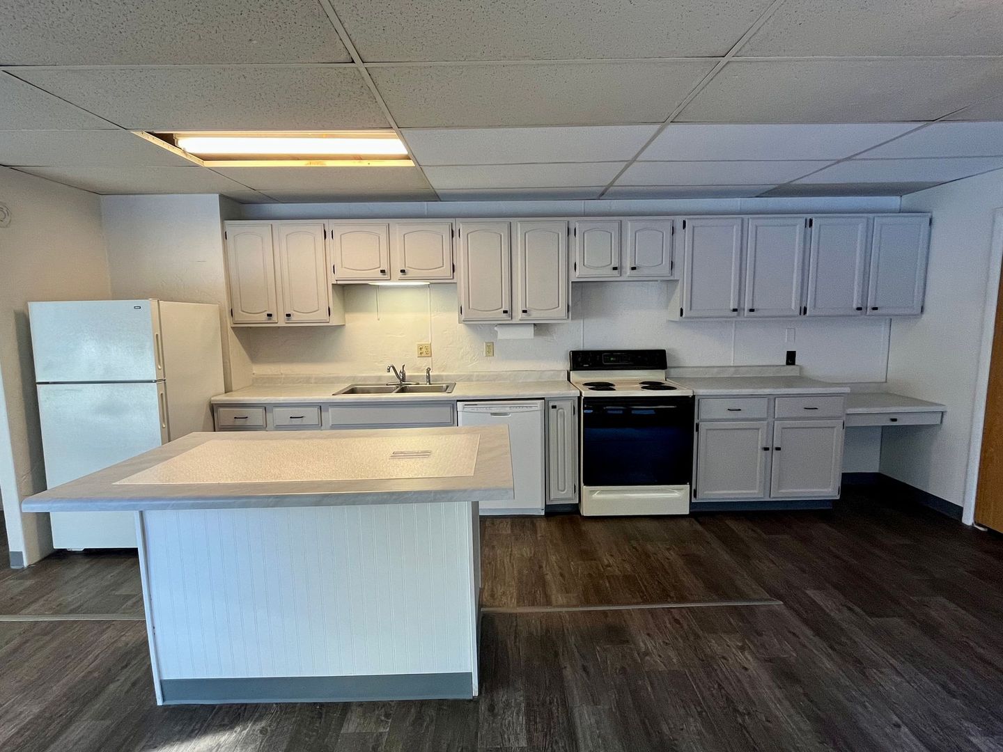 Rhinelander Apartment: 4714 Hwy 17 N