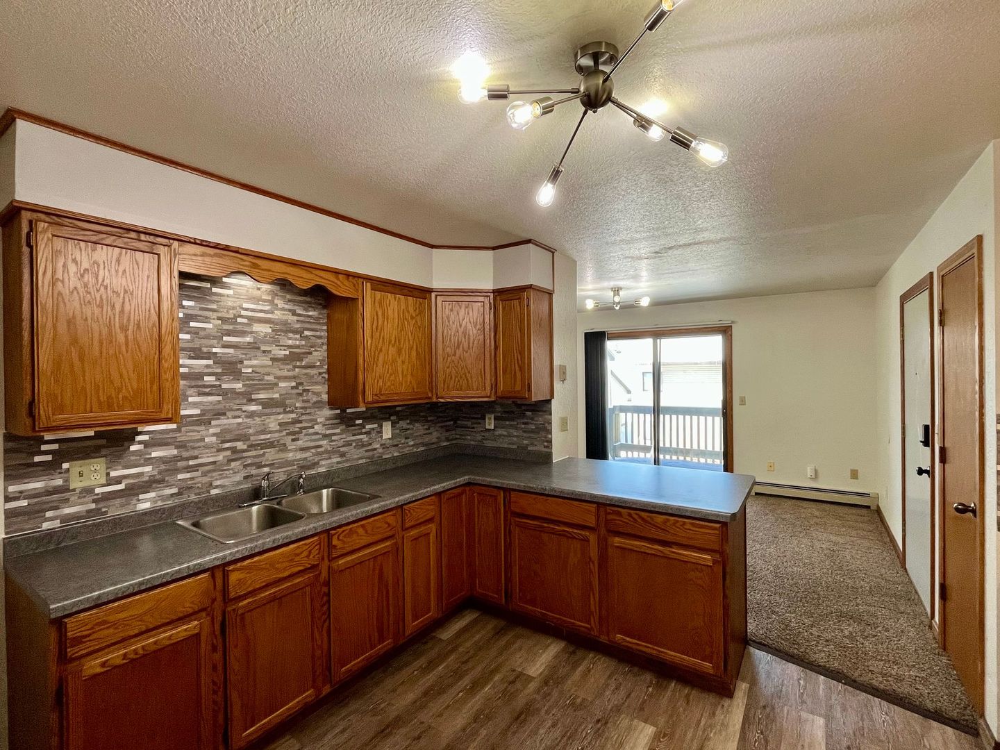 Stevens Point Apartment: 1216 N Point Dr