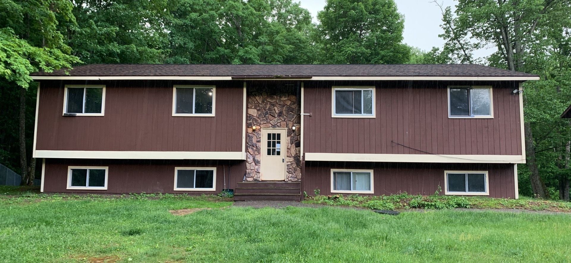 Rhinelander Apartment: 2967 Cranes Rd