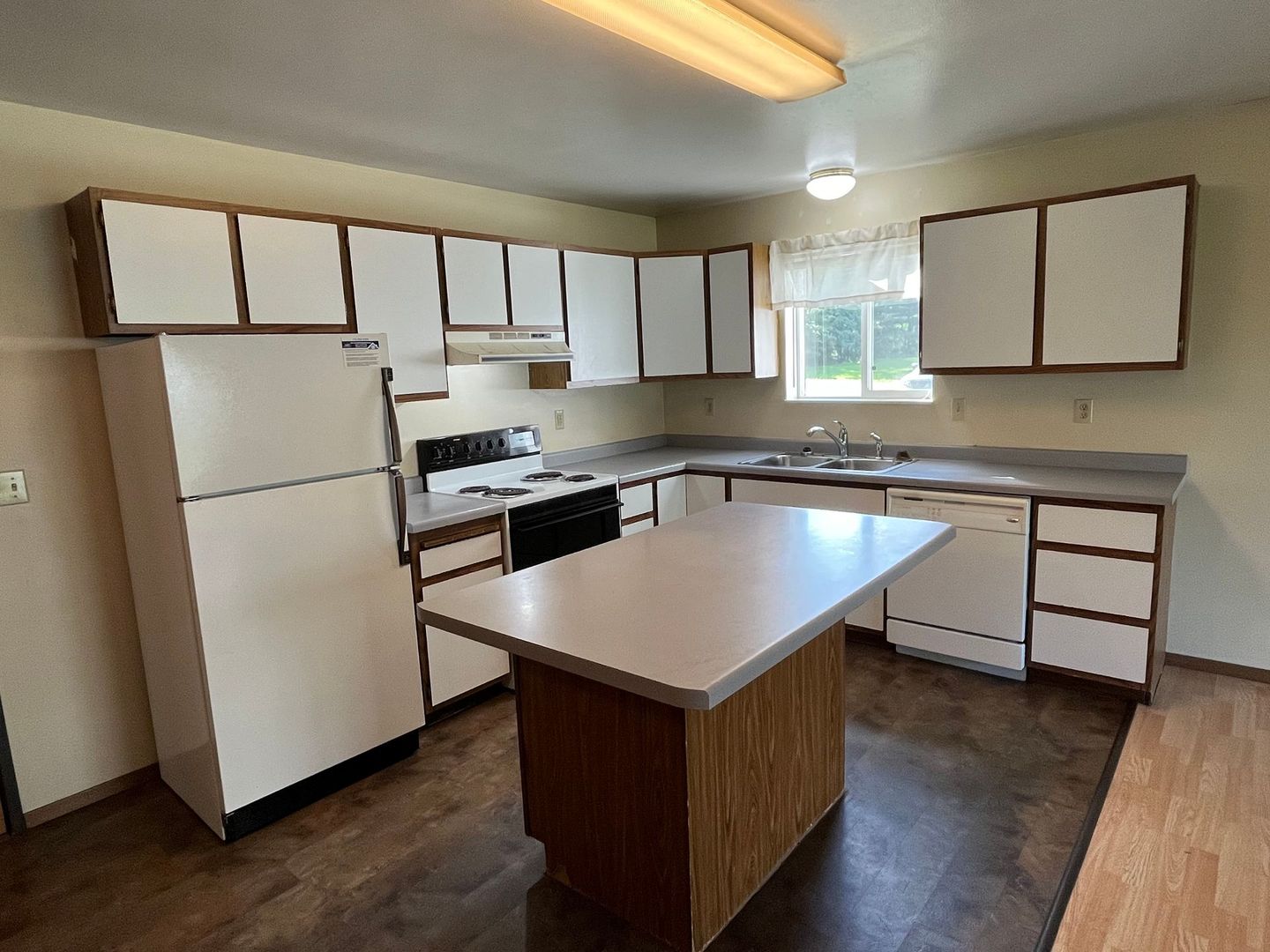 Plover Apartment: 1170 Dodds Drive