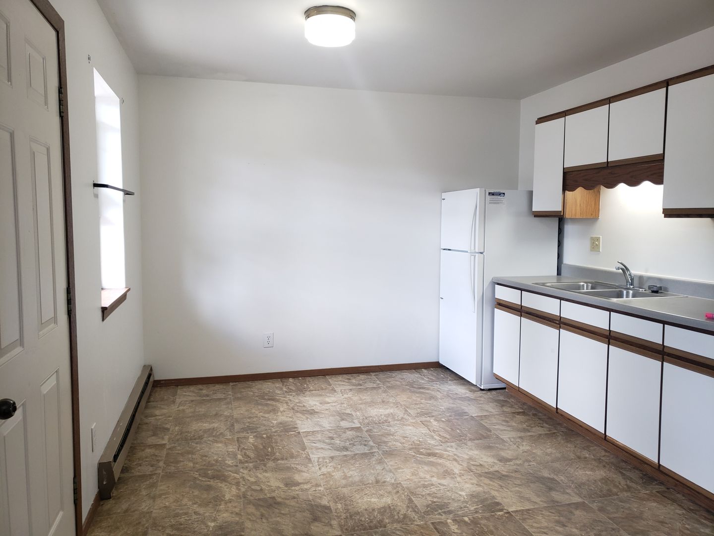 Wausau Apartment: 1130 Grand Ave