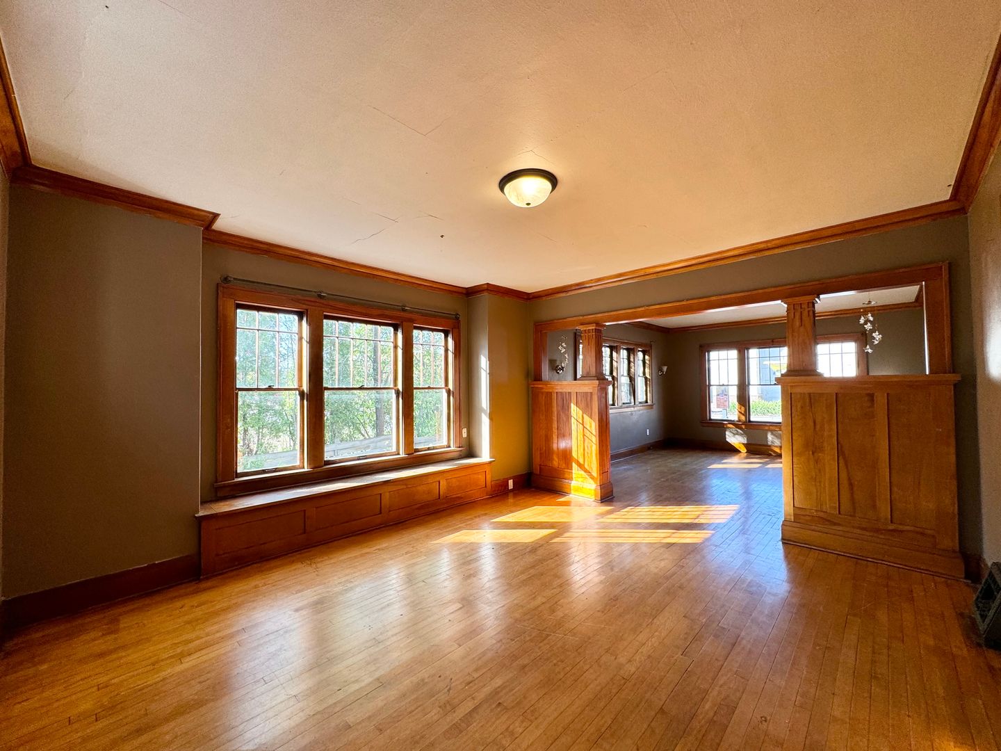 Wausau Apartment: 413 Division St
