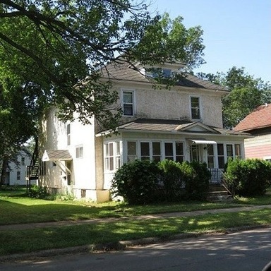 Wausau Apartment: 815 McIntosh Street