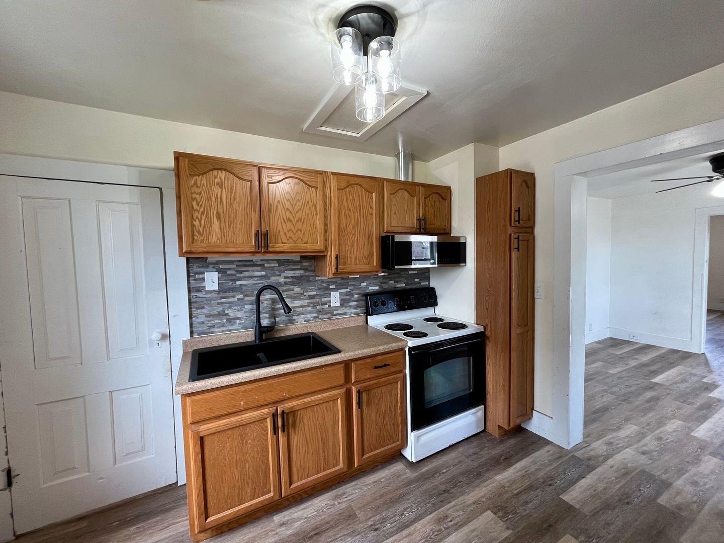 Wausau Apartment: 1320 N 3rd St