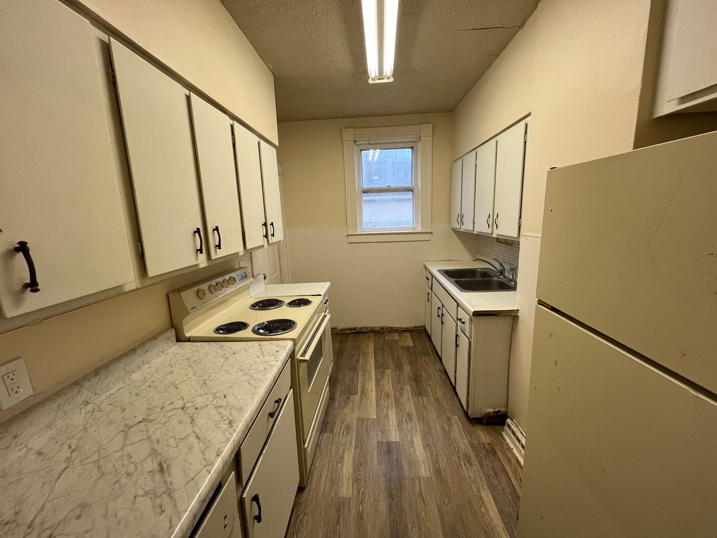 Wausau House: 901 Townline Rd