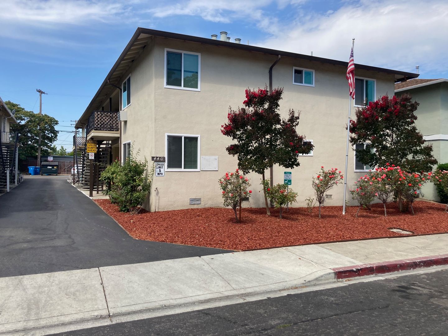 Santa Clara Apartment: 440 California St.