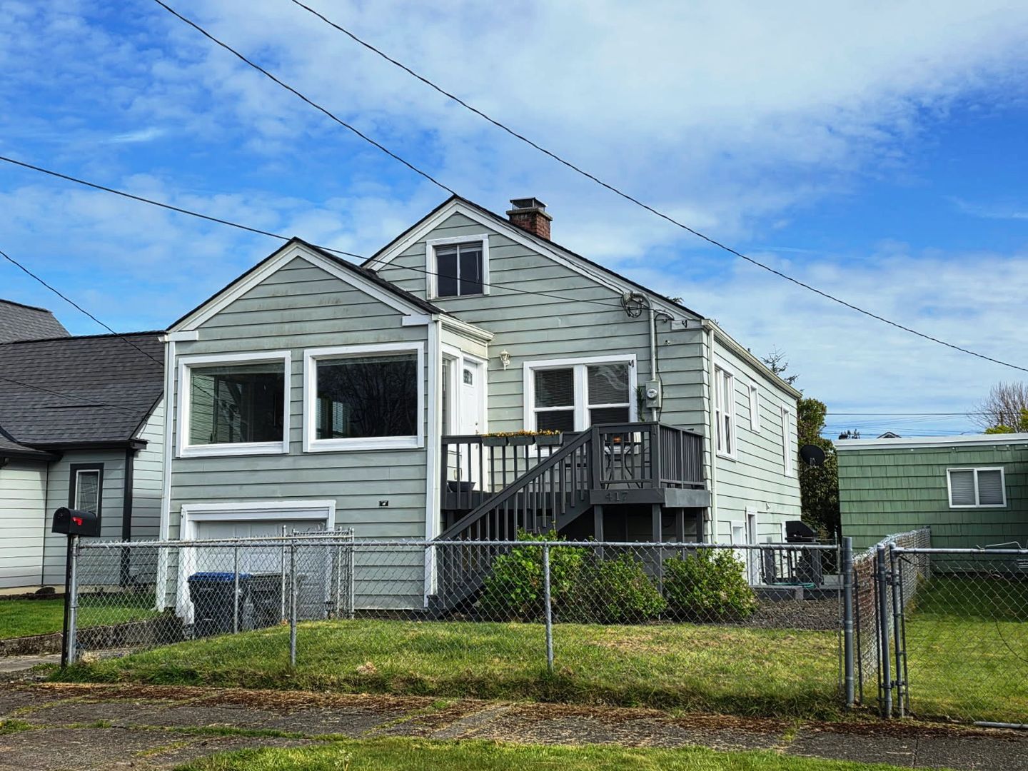 Aberdeen House: 417 Simpson Ave.