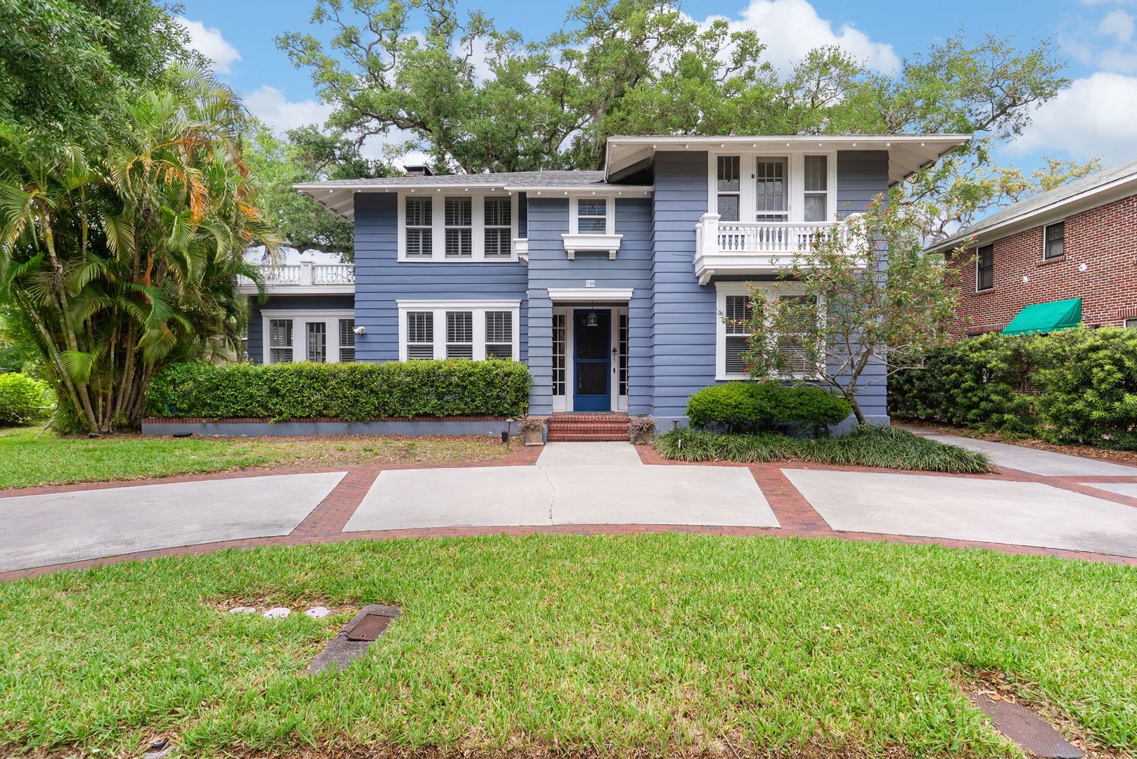 Clearwater House: 418 Jasmine Way