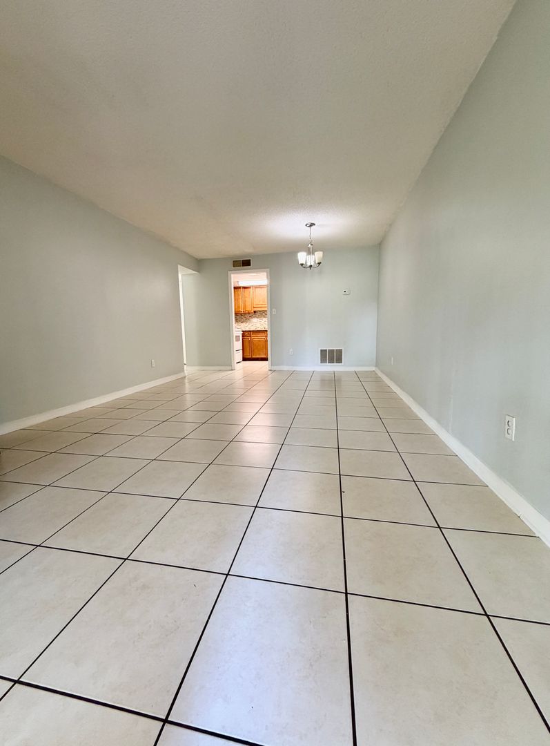 Tampa House: 7609 Dolonita Dr.