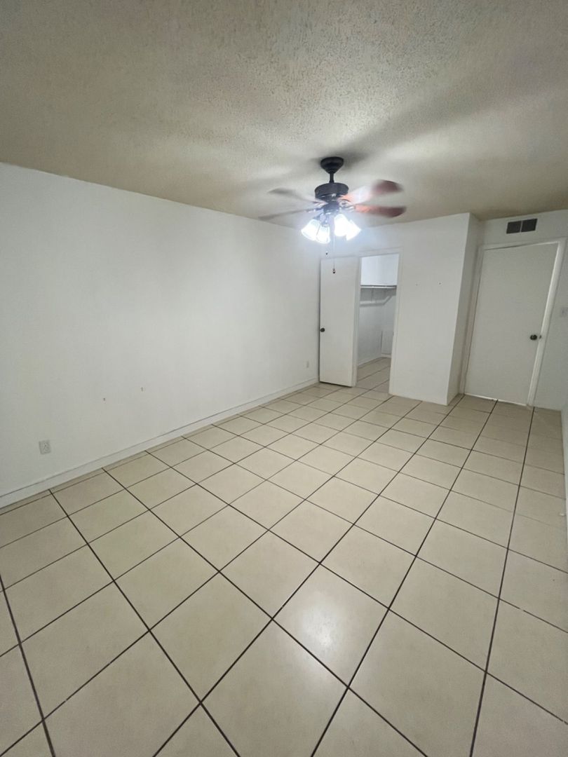 7609 Dolonita Dr., Tampa, FL 33615 6 of 12