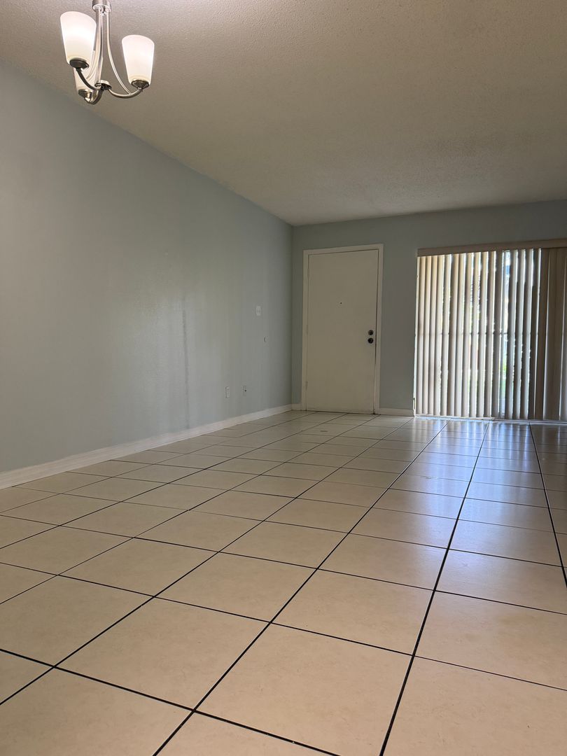 7609 Dolonita Dr., Tampa, FL 33615 11 of 12