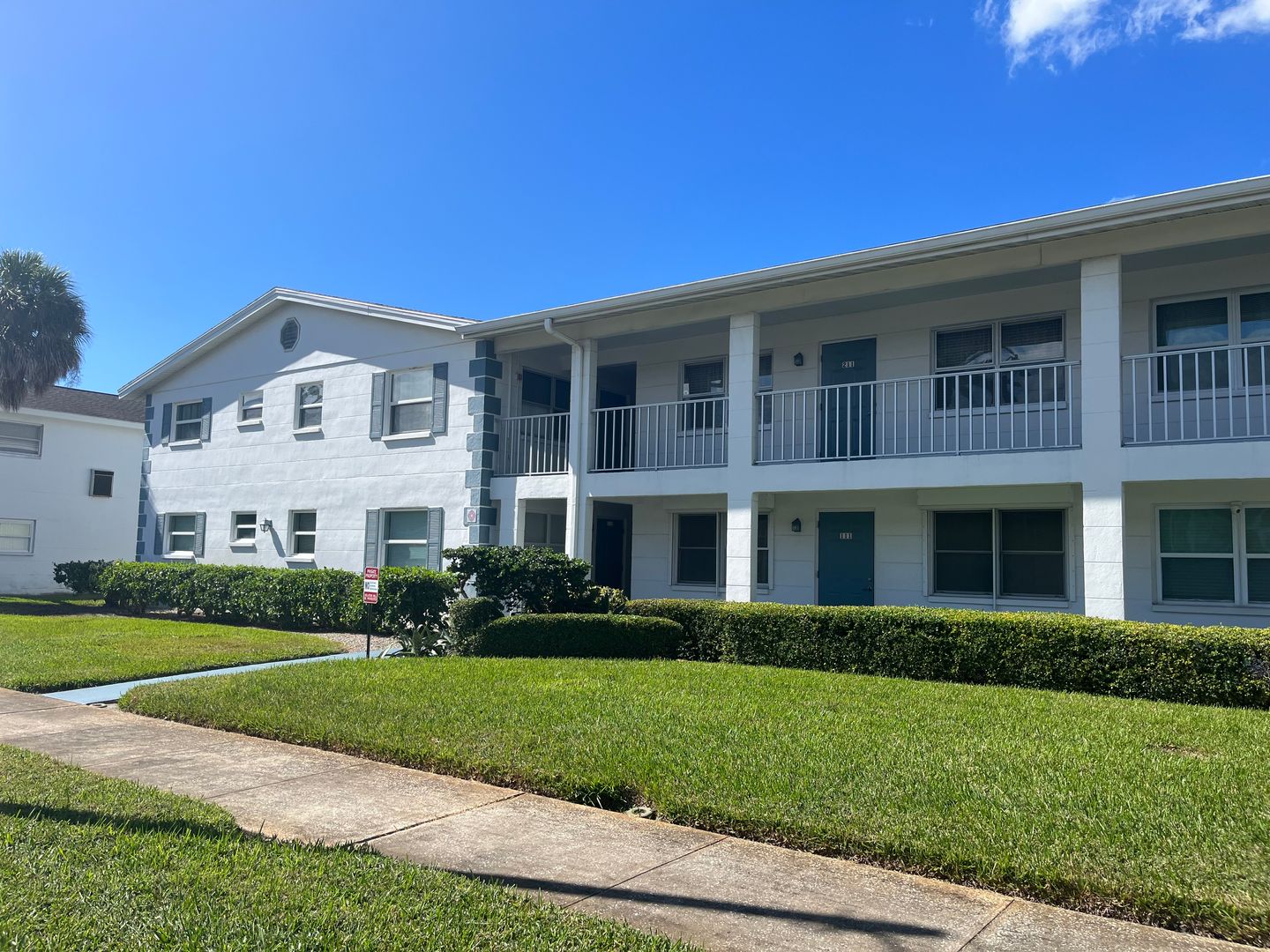 St. Petersburg House: 3160 36th St N #115