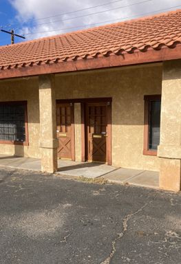 Commercial Office Space with Kitchen and Bathroom