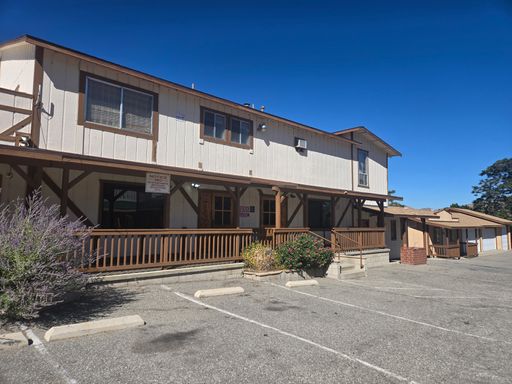 Large Commercial Space on Wofford Blvd