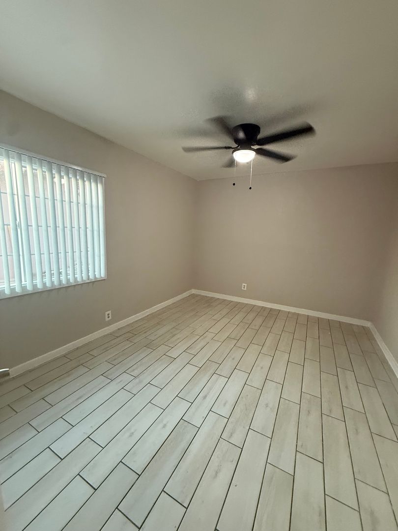 Bakersfield Apartment: 1010 L St.