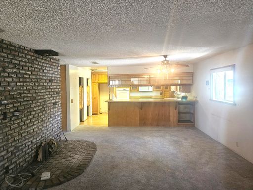 2 Bedroom 2 Bathroom Apartment