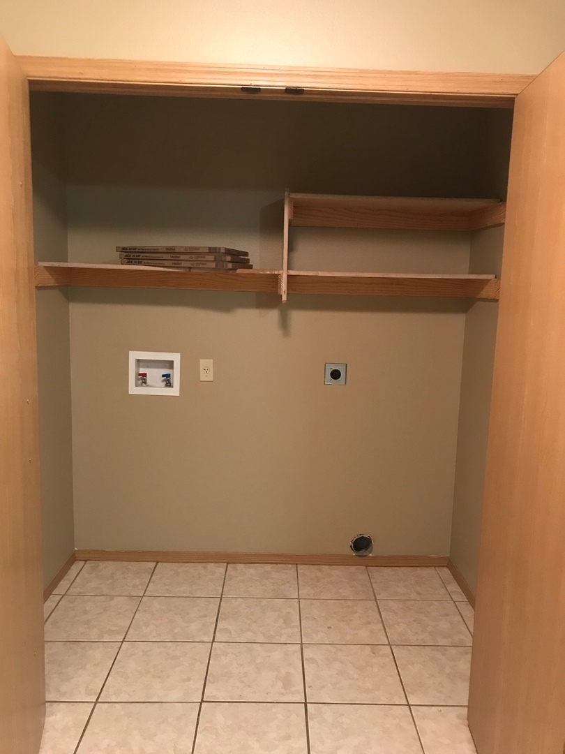 Fort Smth Apartment: Texas Road