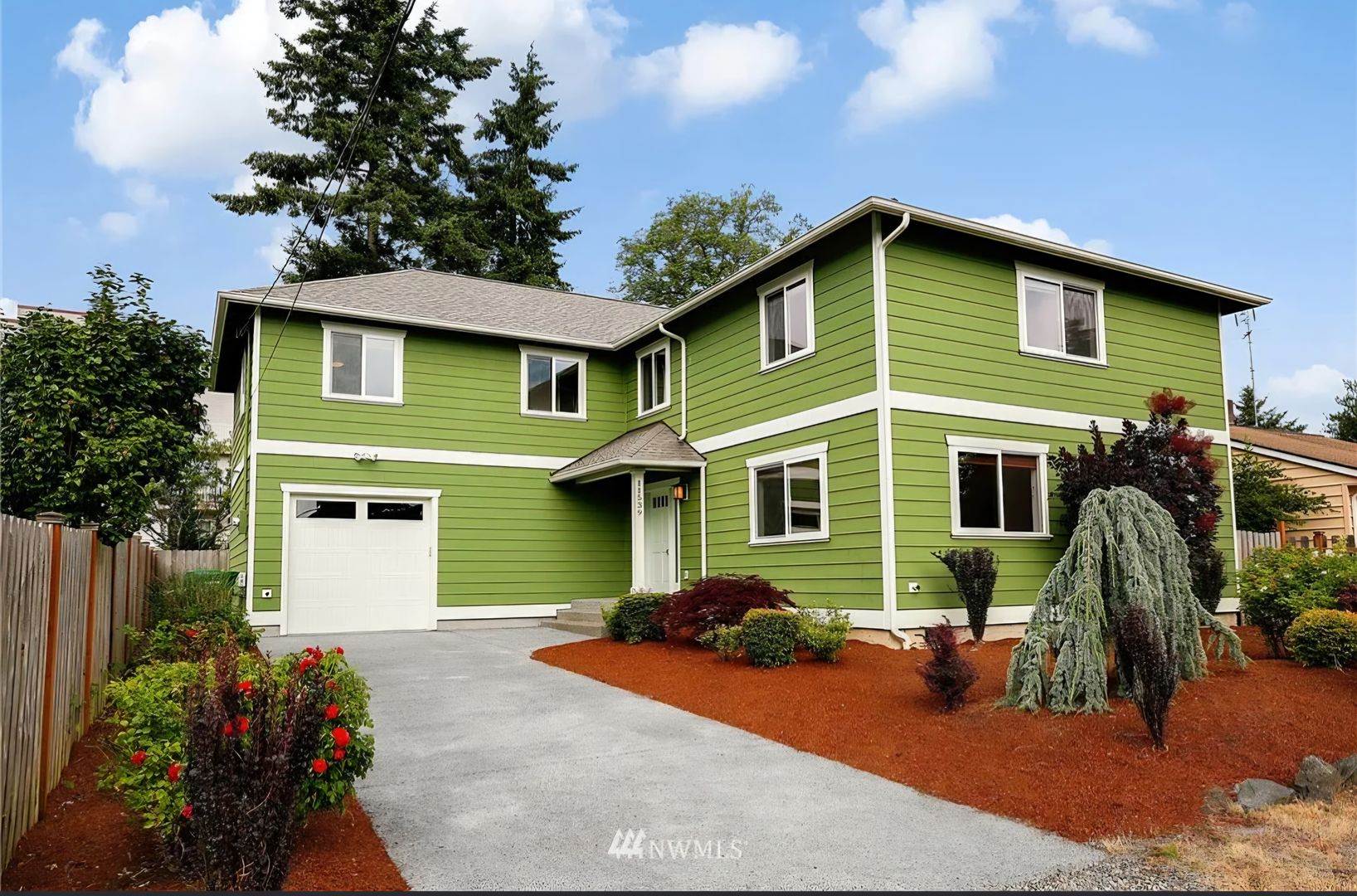 SEATTLE House: 11539 16TH AVE NE
