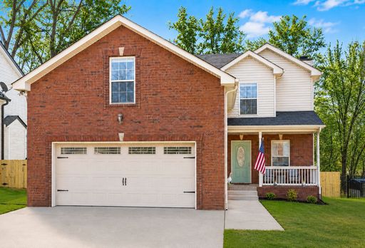 Beautifully Updated Home with Bonus Room & Fenced Backyard – photo 1