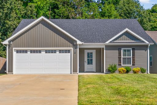 Beautiful 3-Bedroom Home with Vaulted Ceilings, Fireplace & Fenced Backyard! – photo 1