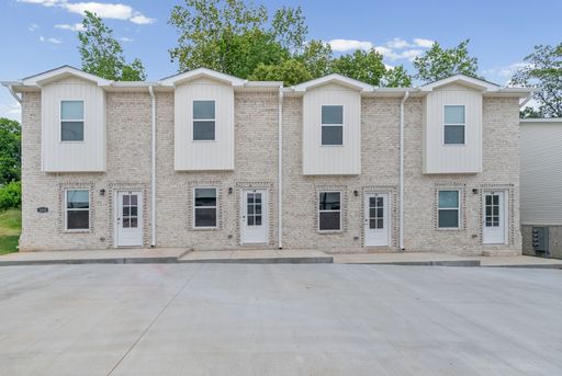 Move-In Special: 50% Off Your First Full Month’s Rent! – photo 1