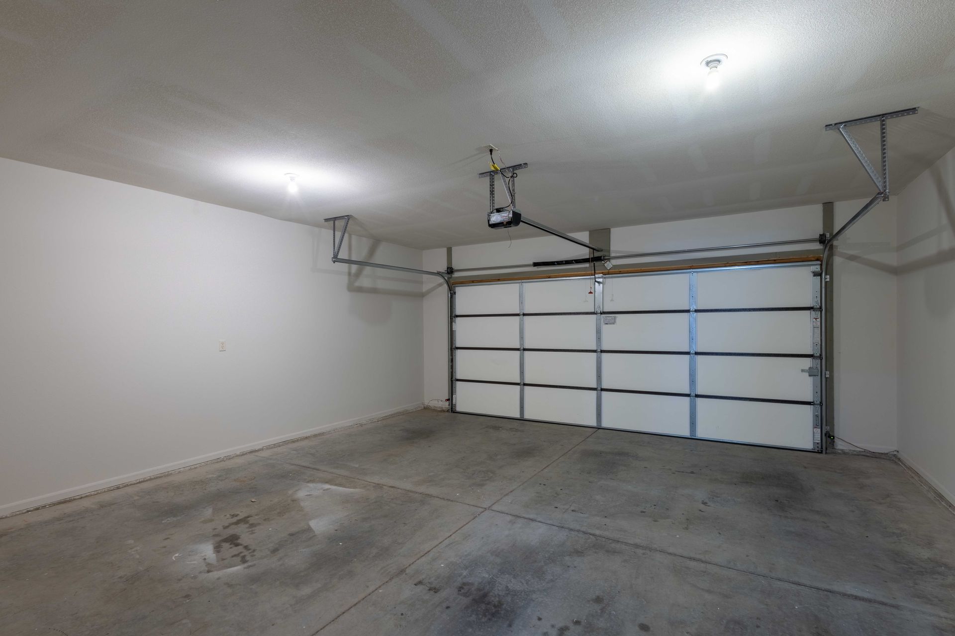 Parking at NEW LUXURY DUPLEX in the sought-after Southwest area of Springfield! (1 of 2)