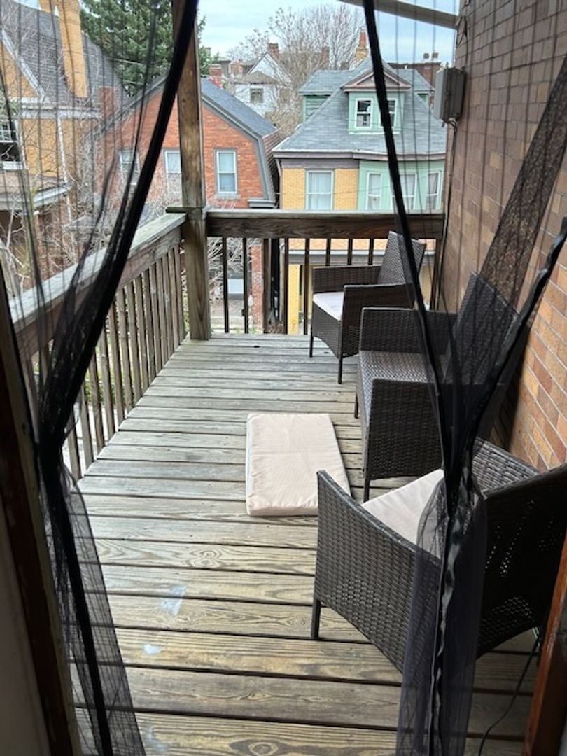 Pittsburgh Apartment: 108 Craighead Street
