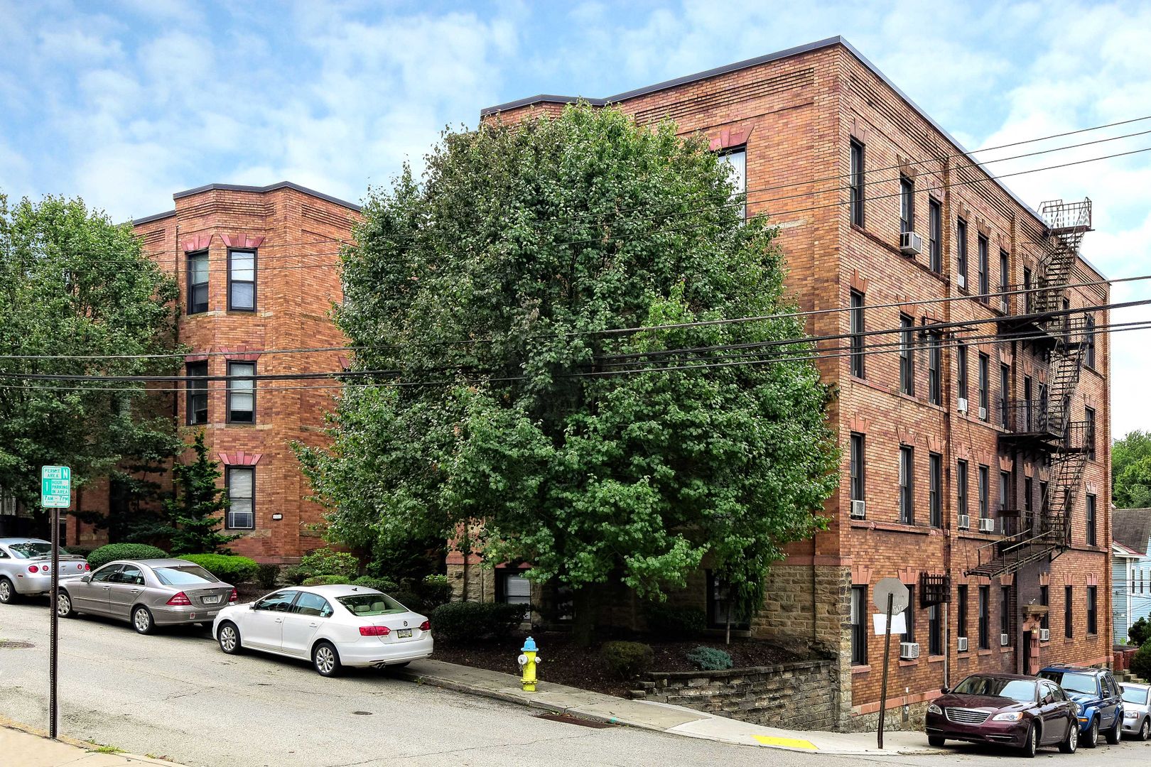 Pittsburgh Apartment: 131-133 West Sycamore Street