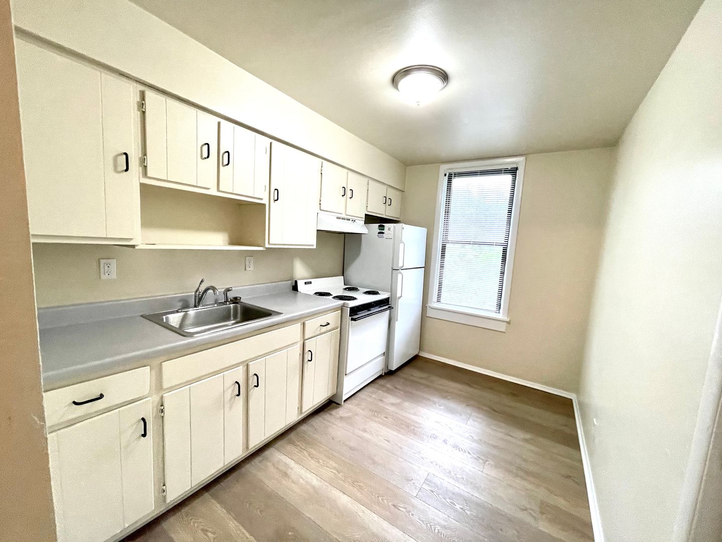 Pittsburgh Apartment: 18-28 Simms Street