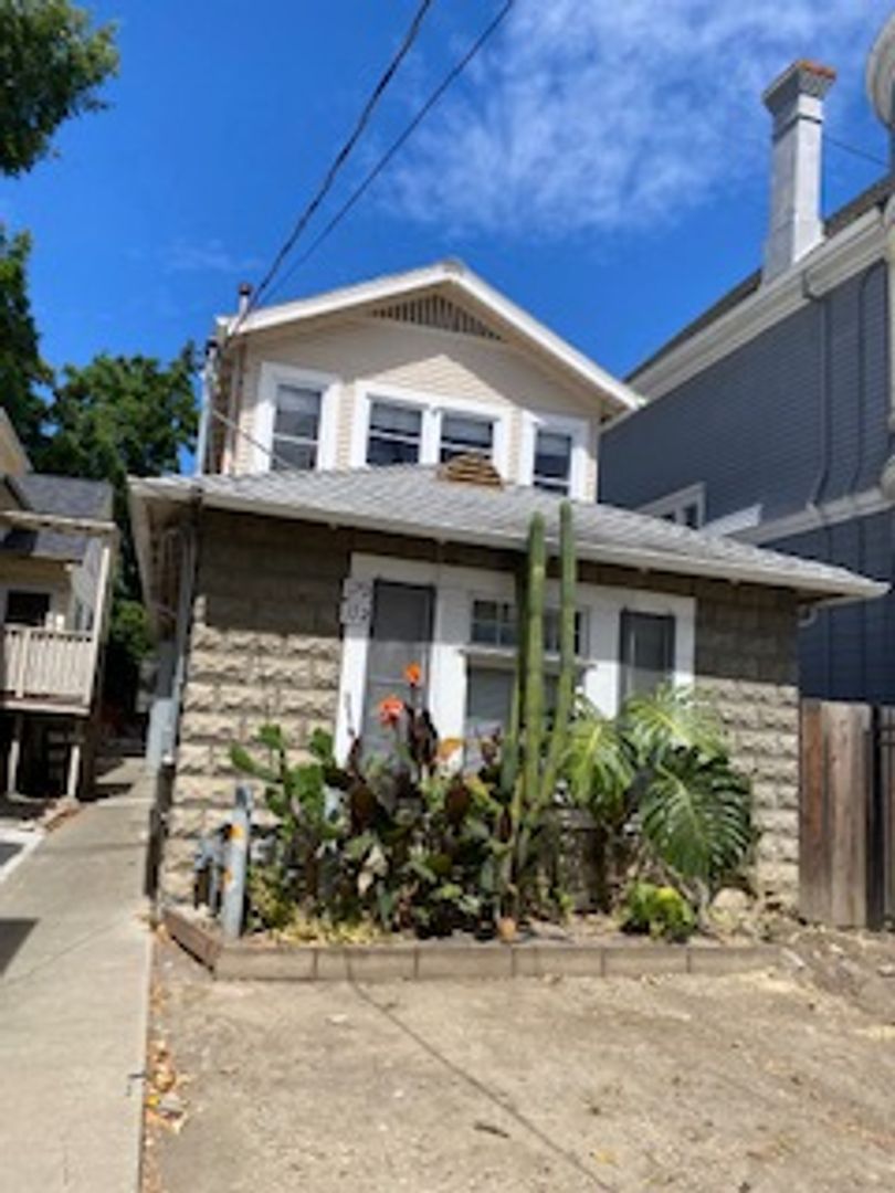 San Jose Apartment: 170-172 S 10th St