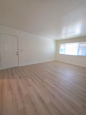 Move In Special! First Month Free with 13-month lease! – photo 1