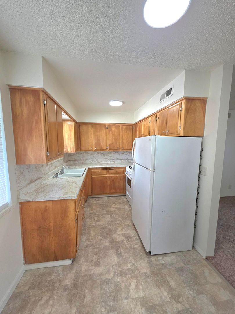 Yuba City Apartment: 1255 & 1275 Williams Way