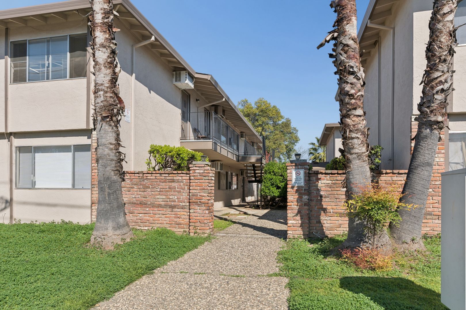 Yuba City Apartment: 1221 B Street