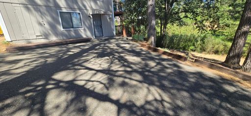 Charming 1 bed/1 bath Duplex in Placerville